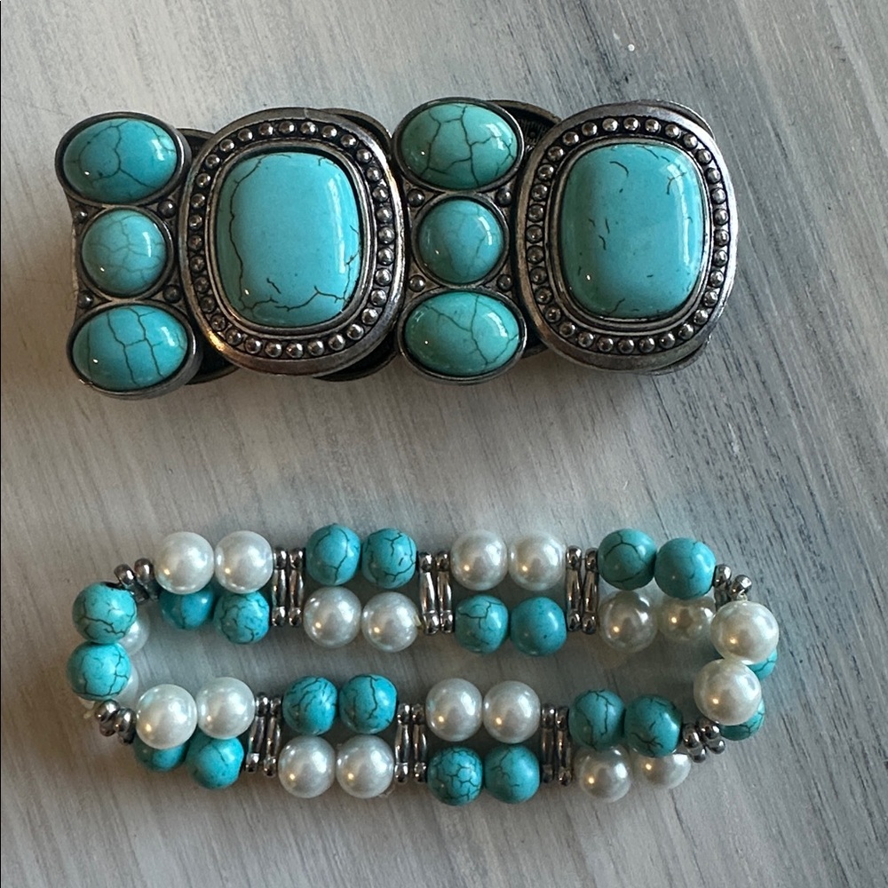 2 Turquoise Silver and Pearl Bracelets Stretchy